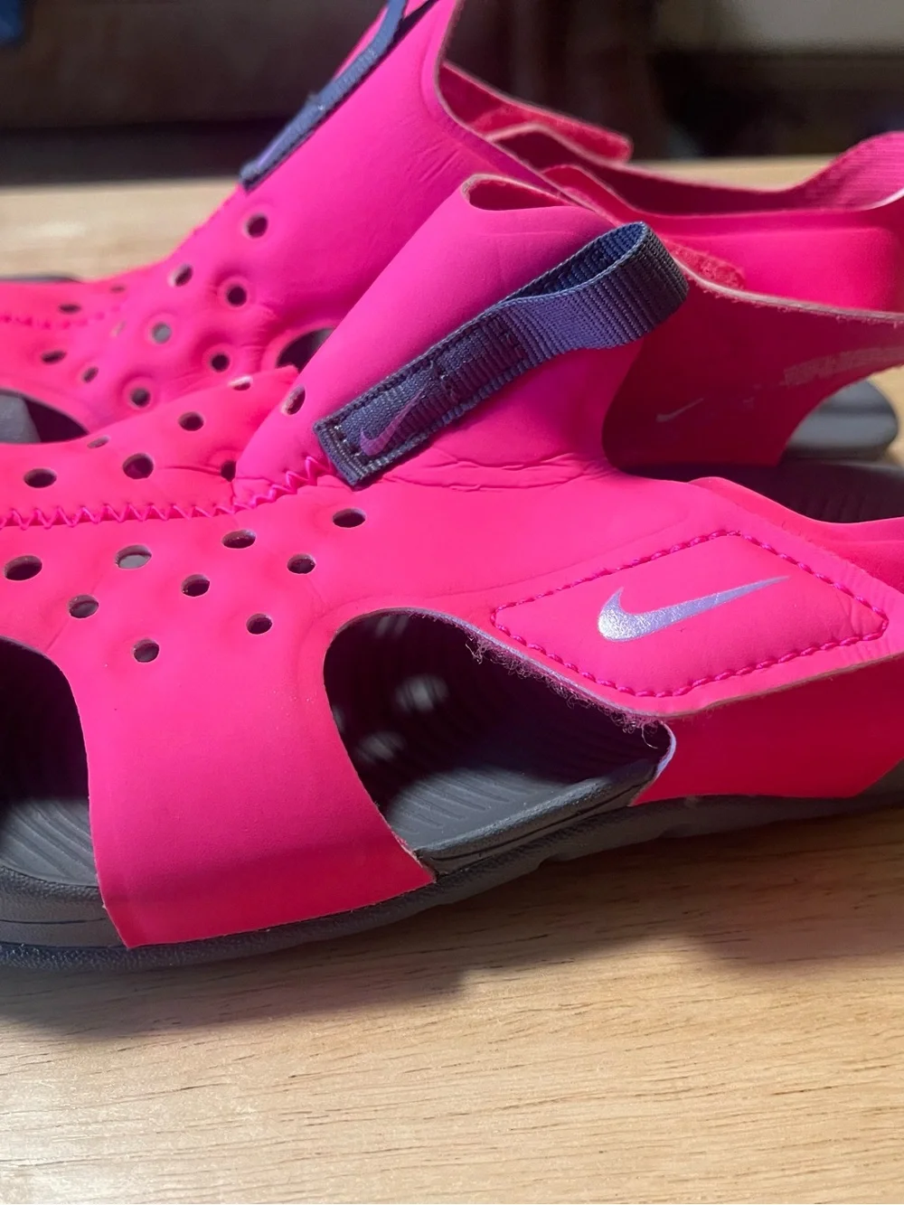 Nike Sunray Protect 2 Girls Kids Sandals Hot Pink/Grey Water/Play Shoes Size 13C